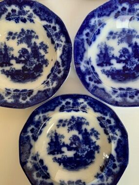 Antique Flow Blue “Sobraon” 10” Soup Plates Set of 3 – Staffordshire England